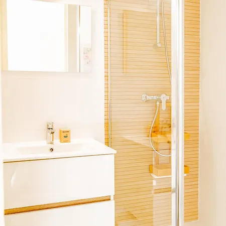 L'atelier De La Placette Yourhosthelper 님